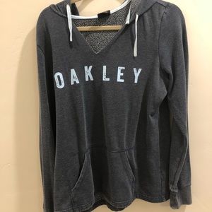 Oakley Pullover